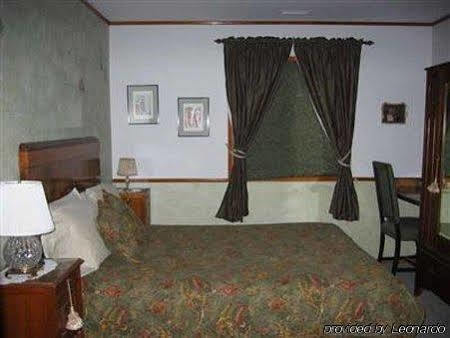 Inn At Clifftop Lane Bed And Breakfast Whistler Buitenkant foto
